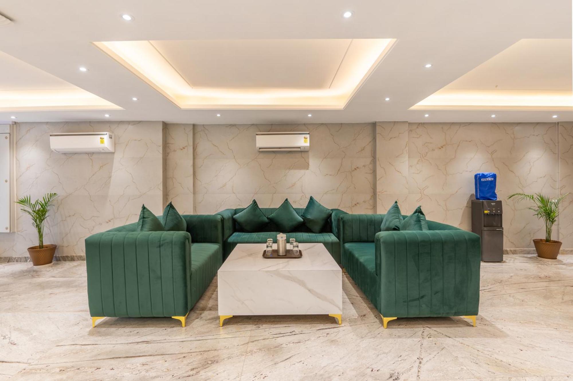 Hotel Avaas - Faiz Road Karol Bagh Delhi  Exterior photo